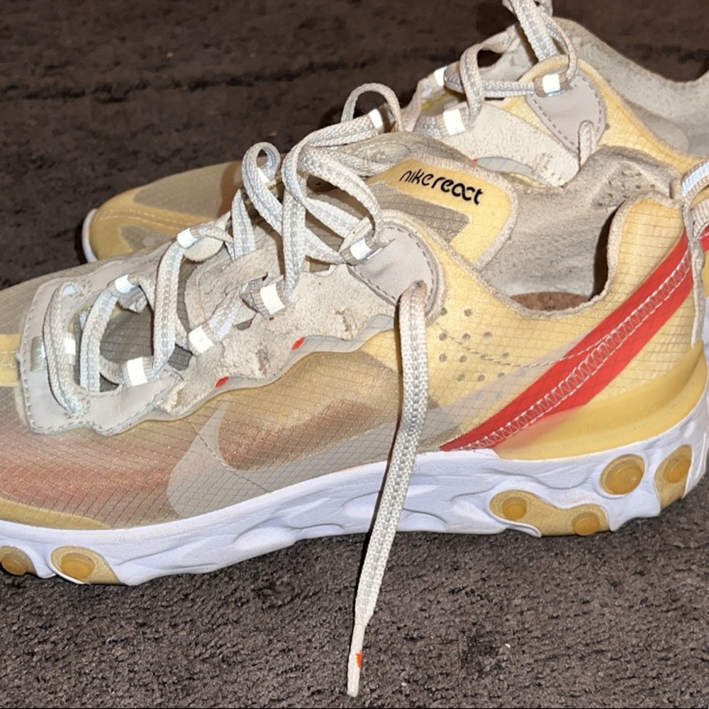 Nike React ,Element 87 ,Sail Light Bone, size 6.5